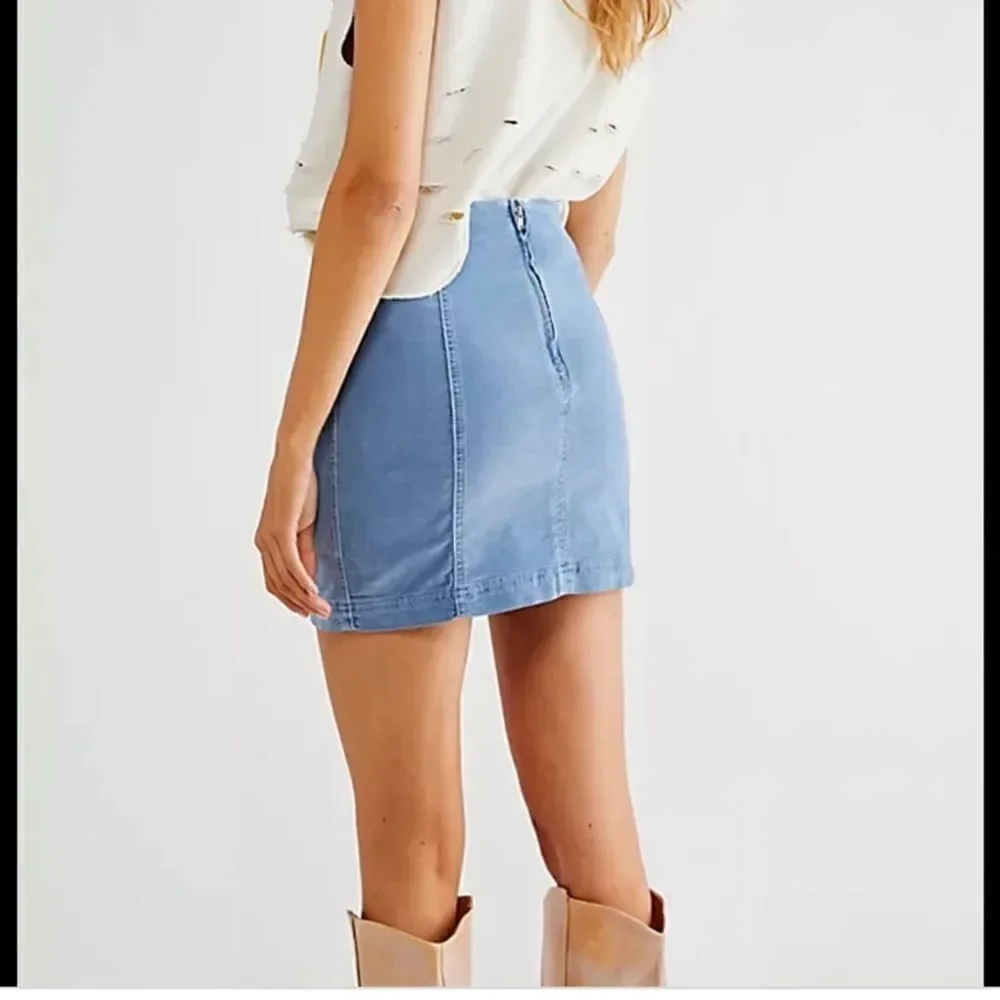 Free People Modern Femme Cord Mini Skirt In Metal Blue .Size 4 - Picture 4 of 13